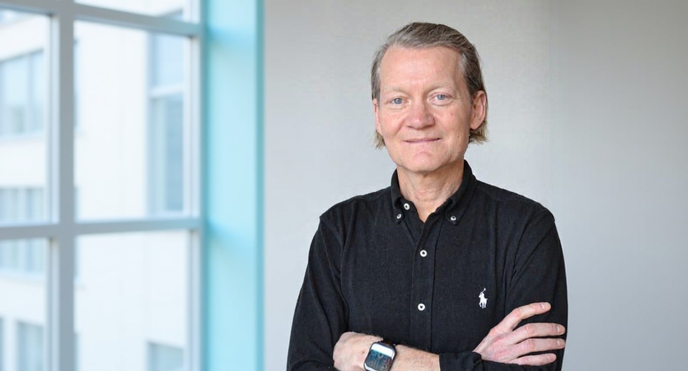 Martin Rosén-Lidholm in light office environment